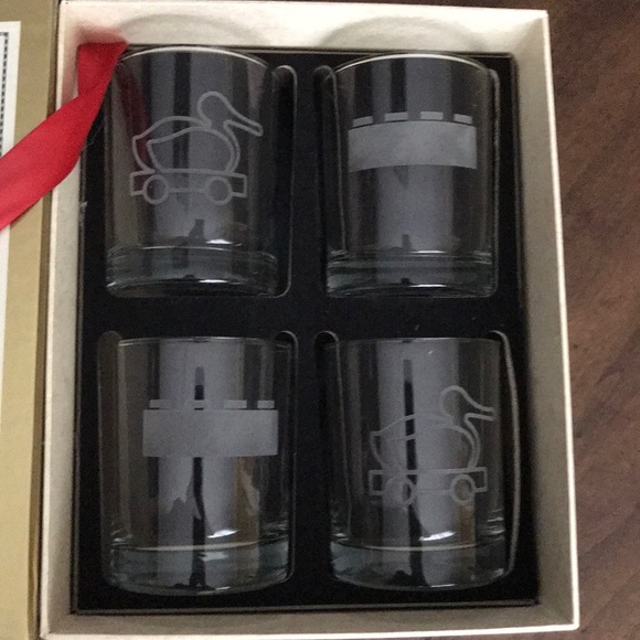 LEGO • Past & Present • 4 piece glass set • 2011 - Picture 3 of 8